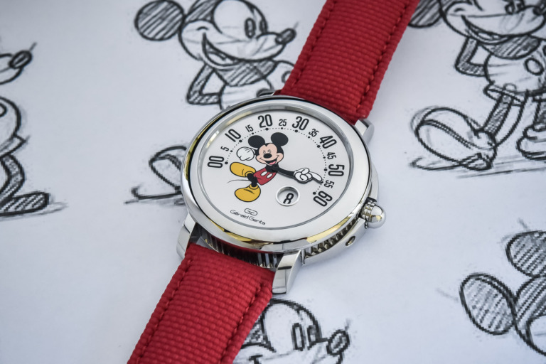 2021 Gerald Genta Arena Retrograde with Smiling Disney Mickey Mouse Limited Edition 103613